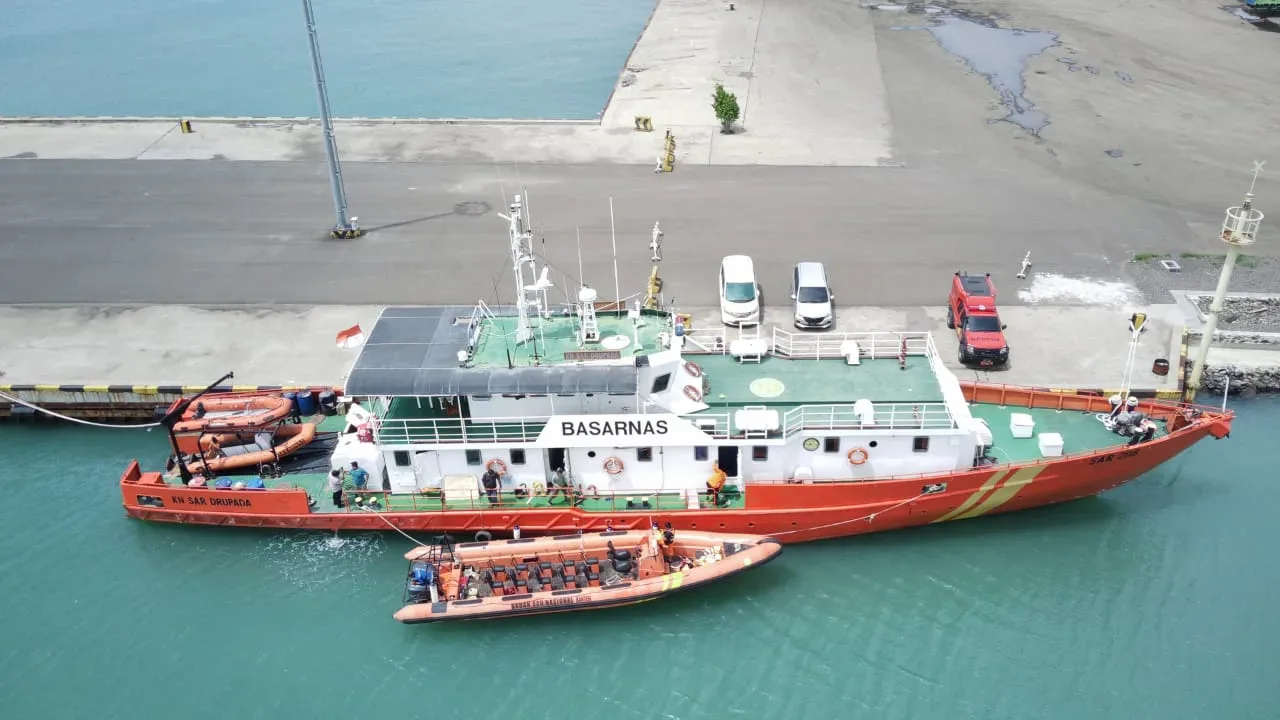 Basarnas Banten Siagakan Tim SAR di Jalur Merak - Bakauhni I PojokPublik