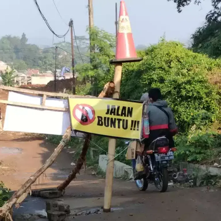 Pembangunan Proyek PT KAI Banyak Diprotes Warga Batutilis Bogor