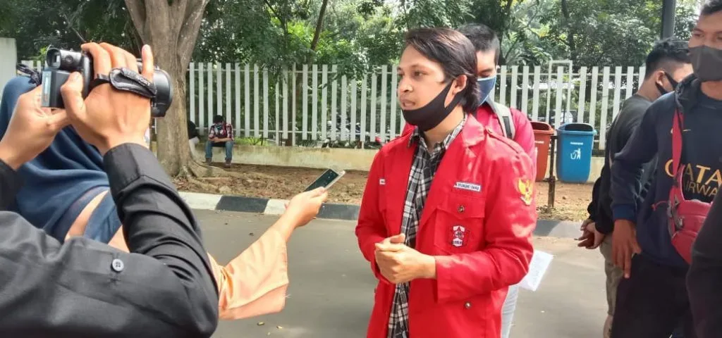 PT Pelangi Elasindo Tak Berizin, Ini Sikap Keras GMNI ke Pemkab Lebak I PojokPublik