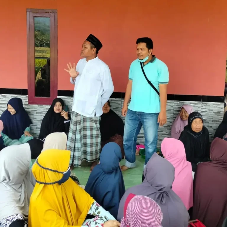 Ngerih, Relawan AHY Baca Doa dan Baksos di Serang 8 Ngerih, Relawan AHY Baca Doa dan Baksos di Serang