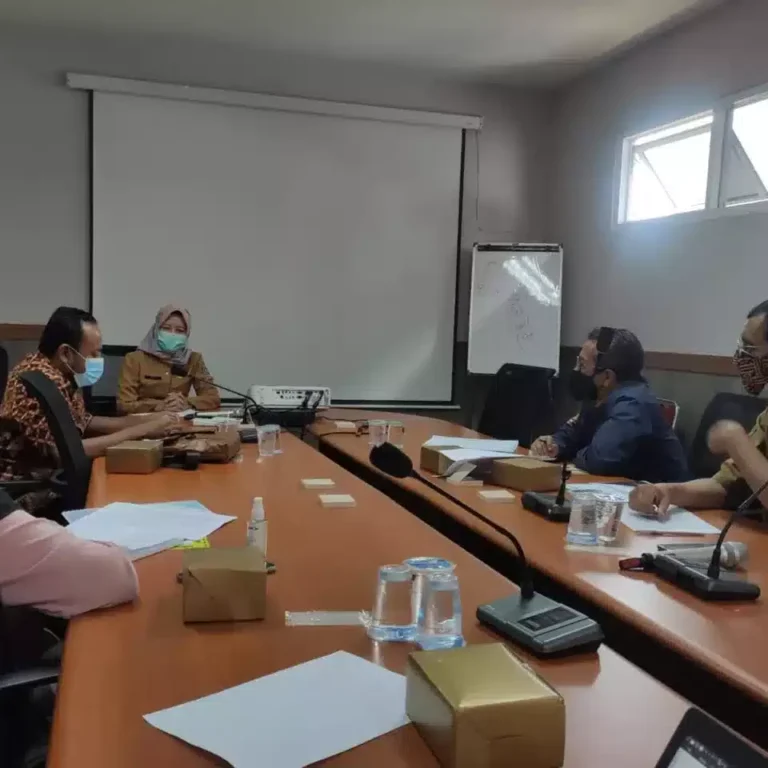 Soal Vaksinasi, Dinkes Tangsel Ikuti Masukan Ombudsman Banten