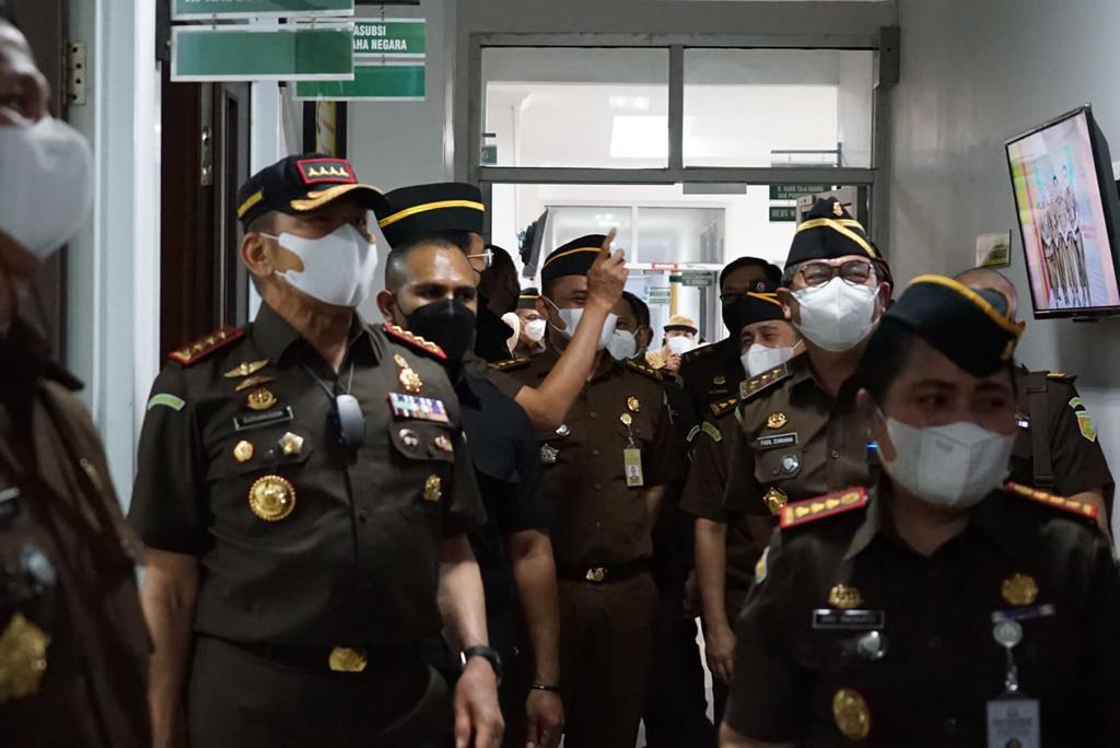 Jaksa Agung Minta Jajaran Adhyaksa Tak Cederai Keadilan 3 Jaksa Agung Minta Jajaran Adhyaksa Tak Cederai Keadilan I PojokPublik