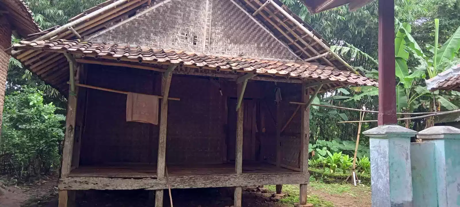Cerita Warga Petir Tak Dapat Bantuan Saat Pandemi I PojokPublik