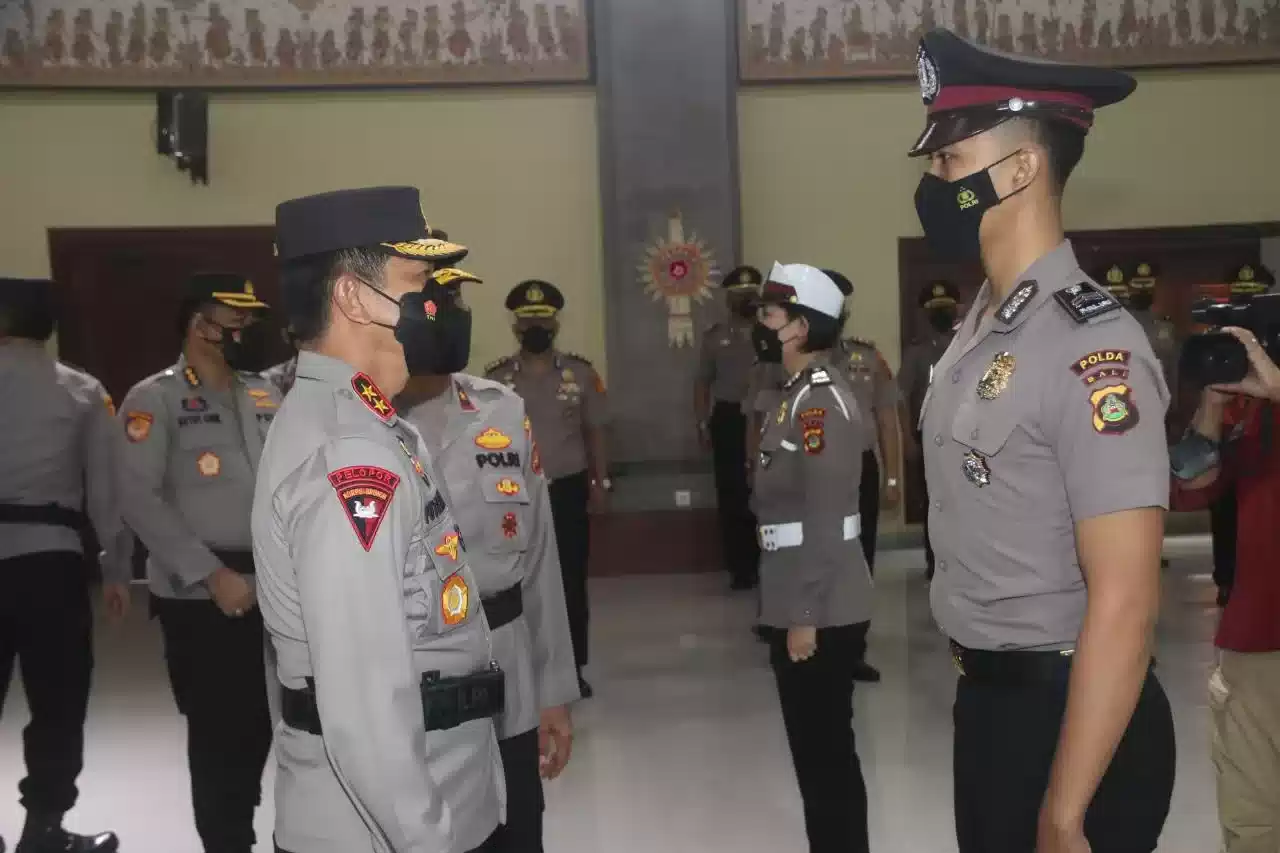 Kapolda Bali pimpin Upacara Korps Raport Kenaikan Pangkat I PojokPublik