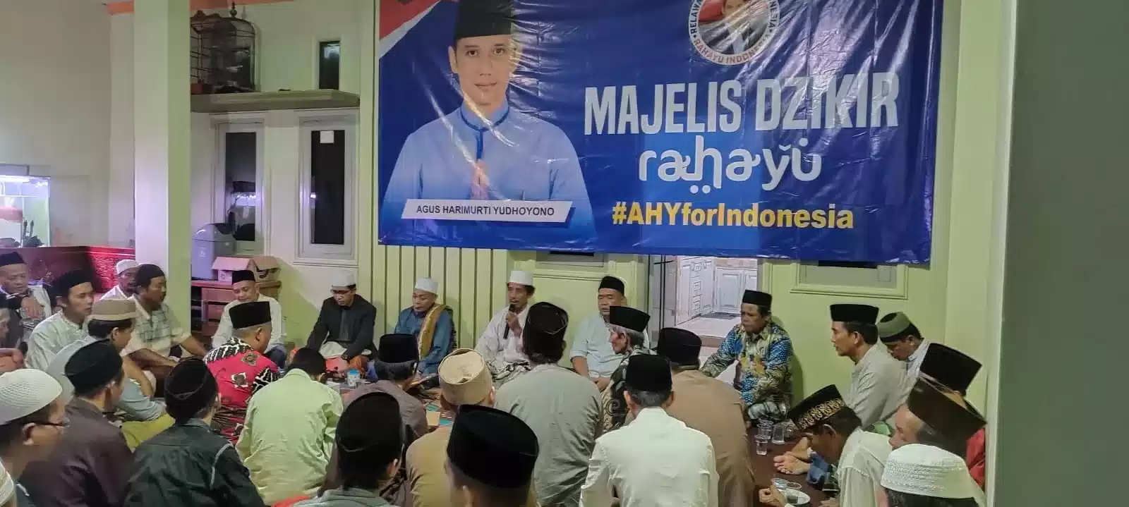 Relawan AHY Aktif Berdoa di Majelis Doakan Iti Jadi Gubernur I PojokPublik