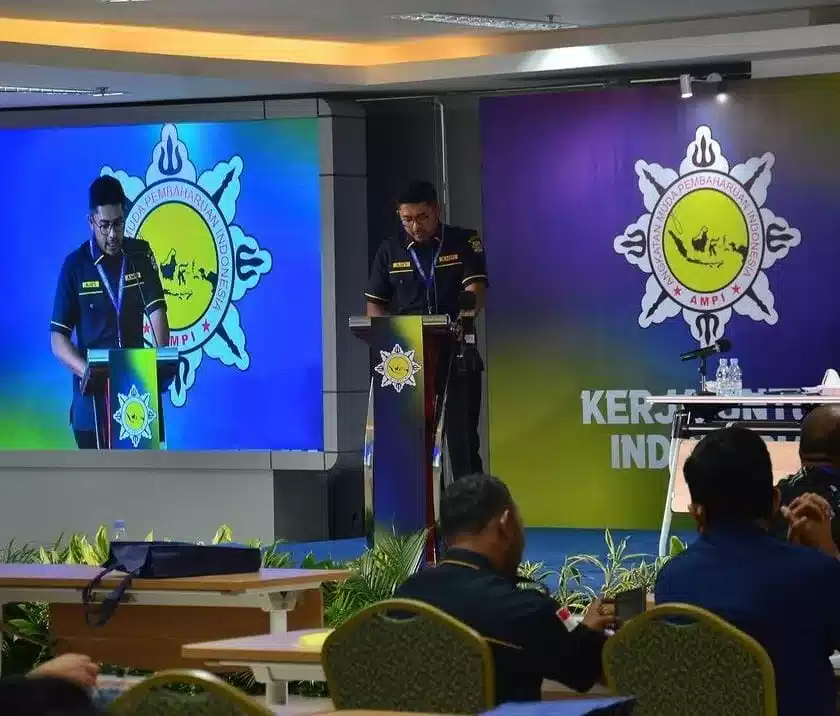 Ajus Linggih Siapkan 100 Ribu Kader AMPI Melaui e-KTA Website dan Aplikasi I PojokPublik