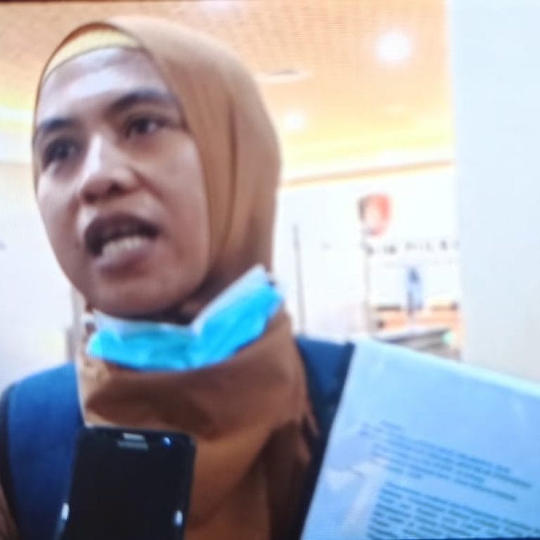 Diancam Dibunuh, Gendro Wulandari Mohon Perlindungan Hukum Lapor Ke Mabes Polri 9 Diancam Dibunuh, Gendro Wulandari Mohon Perlindungan Hukum Lapor Ke Mabes Polri