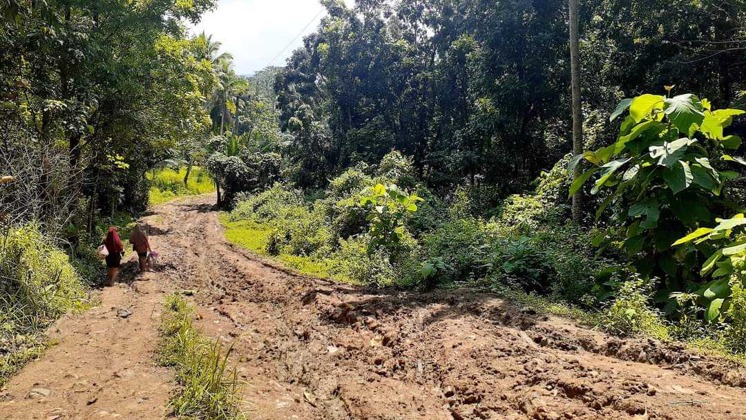 KACAU...!Jalan Pasien yang Ditandu di Pandeglang I PojokPublik
