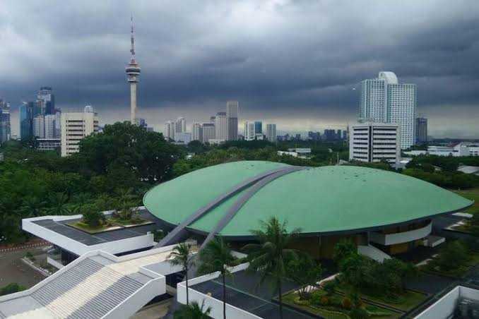 DPR Dukung Kapolri Soal WFH, Ini Alasannya I PojokPublik