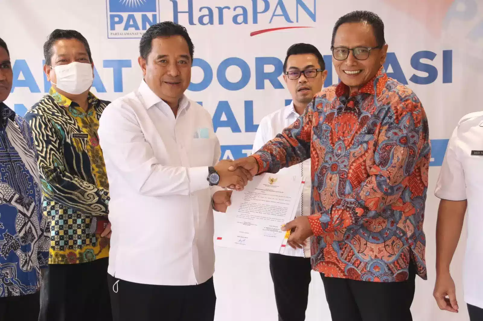 Kemendagri Tanda Tangani Berita Acara Serah Terima Penyaluran Bantuan Keuangan Partai Politik I PojokPublik