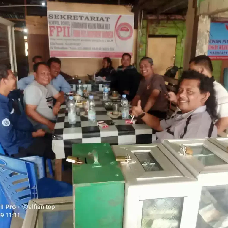 Hut Bhayangkara Ke 76, Waka Polres Rohul Ajak Insan Pers Dan LSM Ikuti Aksi Donor Darah 