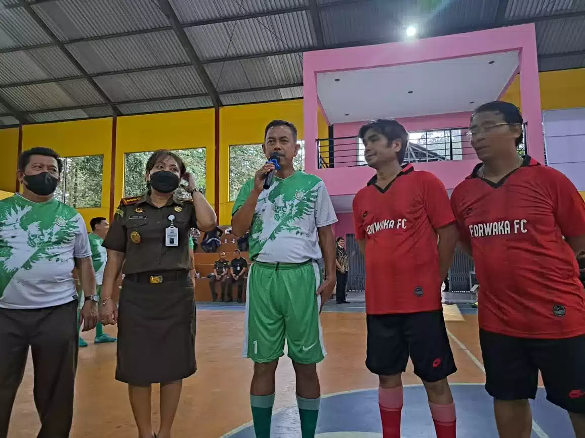 NGERIH...!FORWAKA Terus Goyang Kejati Jabar Melalui Futsal I PojokPublik