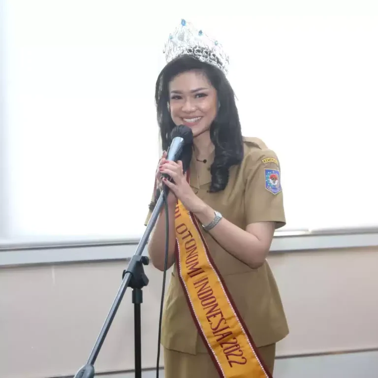 Jadi Wamendagri Sehari, Gresita Tinjau Pelaksanaan Posbindu serta P4GN dan PN