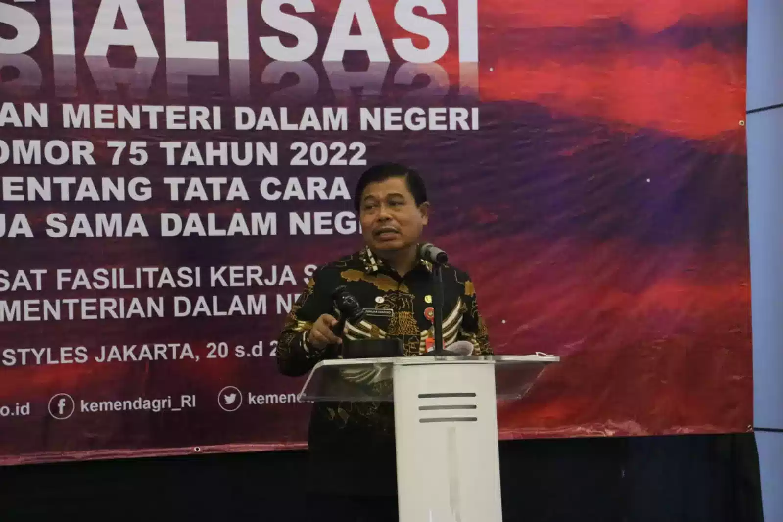 Sekjen Kemendagri Minta Kerja Sama yang Dibangun Berorientasi pada Pelayanan Masyarakat I PojokPublik