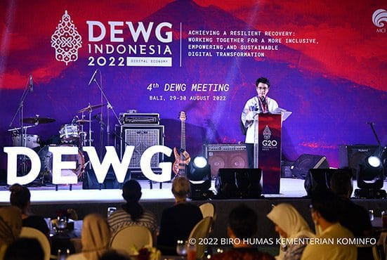 Sekjen Kominfo Ajak Delegasi DEWG Kunjungi Pameran Tranformasi Digital ITF-DEWG   I PojokPublik