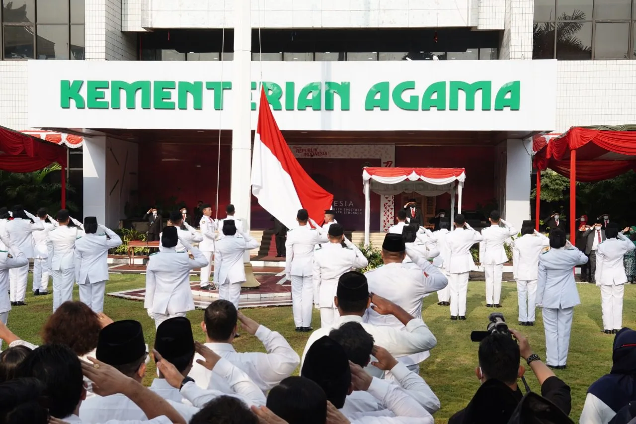 Menteri Agama Ajak Jajarannya Isi Kemerdekaan dengan Kerja dan Cinta I PojokPublik