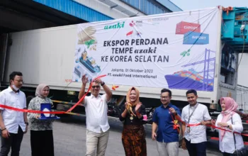 FKDB bersama Bank Bukopin Syariah Ekspor Tempe Azaki Ke Korea Selatan 7 FKDB bersama Bank Bukopin Syariah Ekspor Tempe Azaki Ke Korea Selatan I PojokPublik