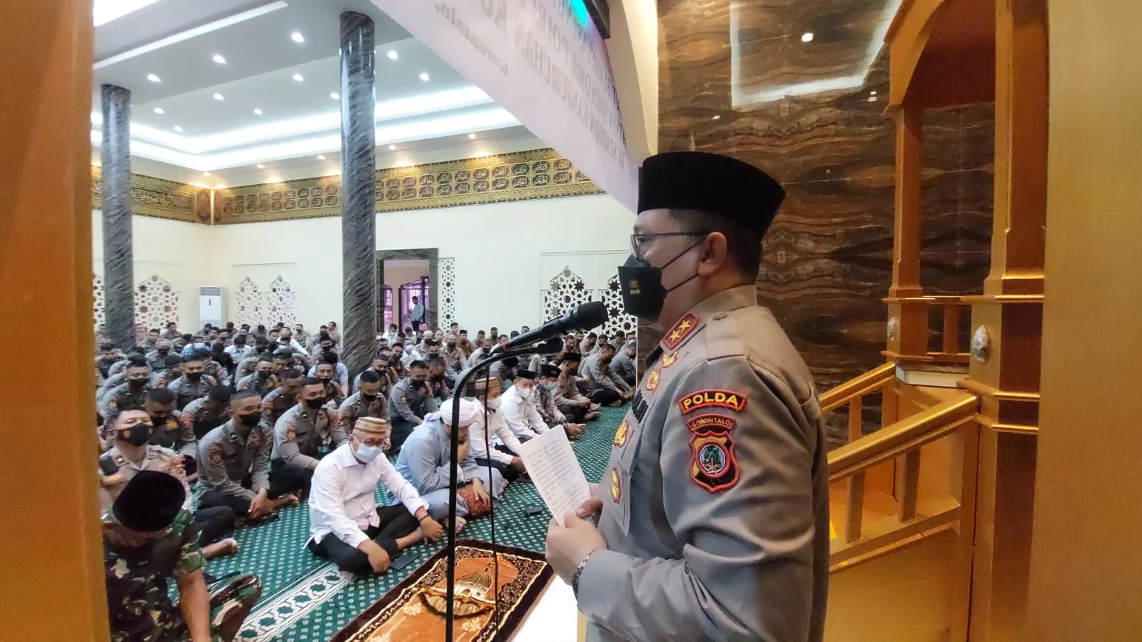 Tragedi Kanjuruhan Malang, Kapolda Gorontalo Lakukan Sholat Ghoib I PojokPublik