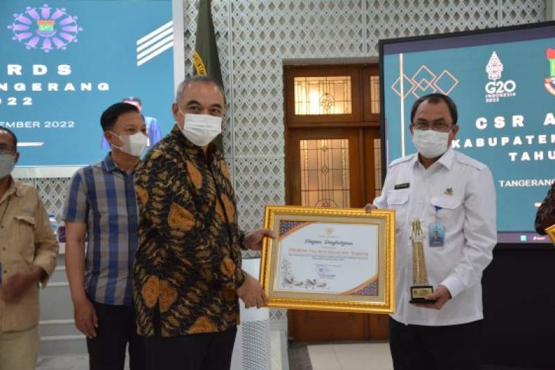 Perumdam TKR Sabet Penghargaan CSR Awards 2022 Dari Bupati Kabupaten Tangerang I PojokPublik