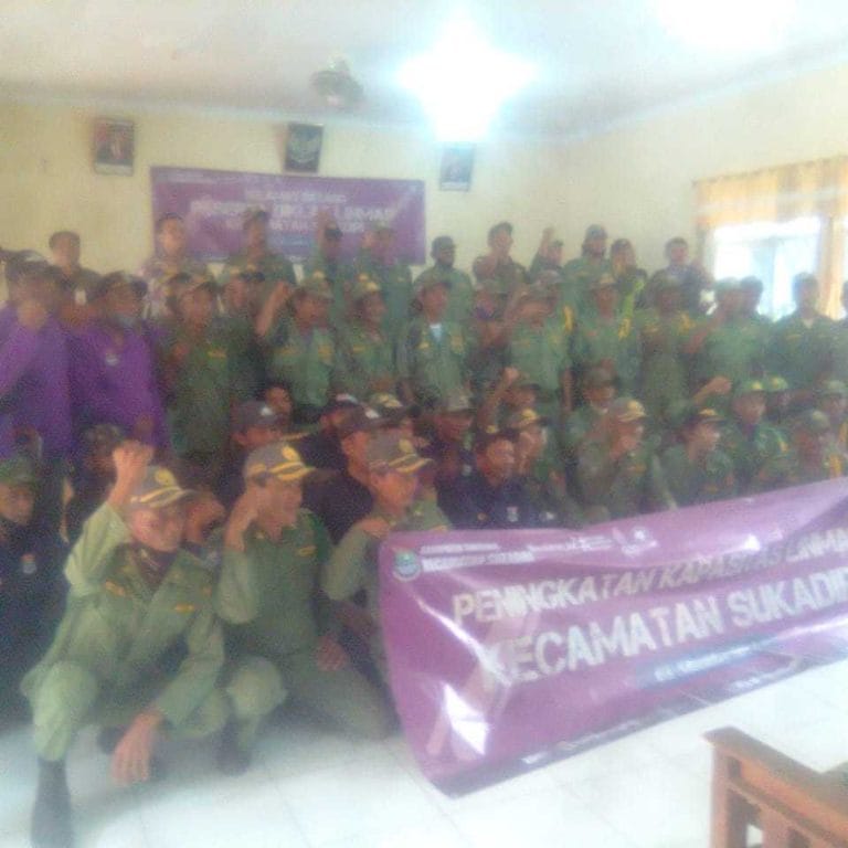 Satlinmas se-Kecamatan Sukadiri Ikuti Diklat, Camat Hapid Minta Cegah Kenakalan Remaja 11 Satlinmas se-Kecamatan Sukadiri Ikuti Diklat, Camat Hapid Minta Cegah Kenakalan Remaja