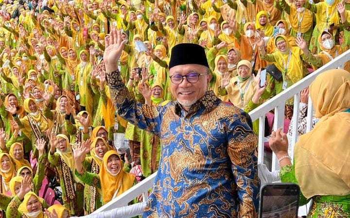 Zulkifli Hasan: Semangat Muhammadiyah Jadi Solusi Hadapi Tantangan Global I PojokPublik