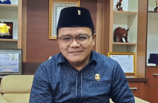 Ketua DPRD Kabupaten Tangerang Kholid Ismail Raih Peringkat Satu Penghargaan Indonesia Global Award 2022 I PojokPublik