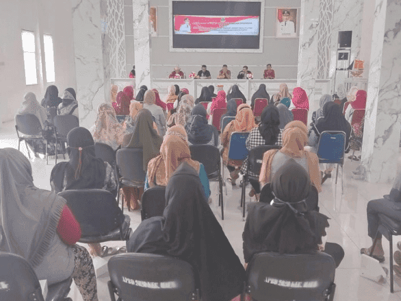 KPM PKH dan Jamsosratu di Mauk Diberikan Motivasi Untuk Lebih Mandiri I PojokPublik