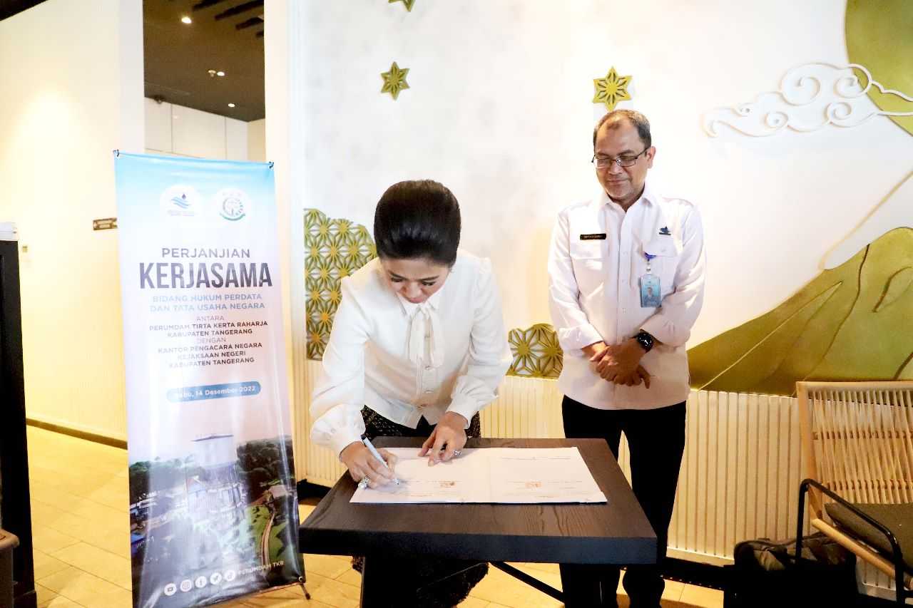 Perumdam TKR Kembali Teken Kerja Sama Dengan Kejaksaan Negeri Kabupaten Tangerang I PojokPublik