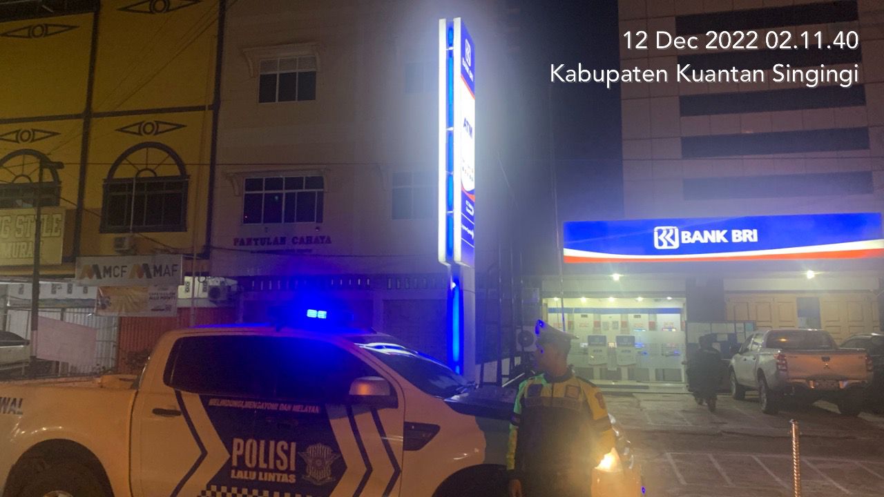 Jelang Nataru, Satlantas Polres Kuansing Melakukan Blue Light Patrol I PojokPublik