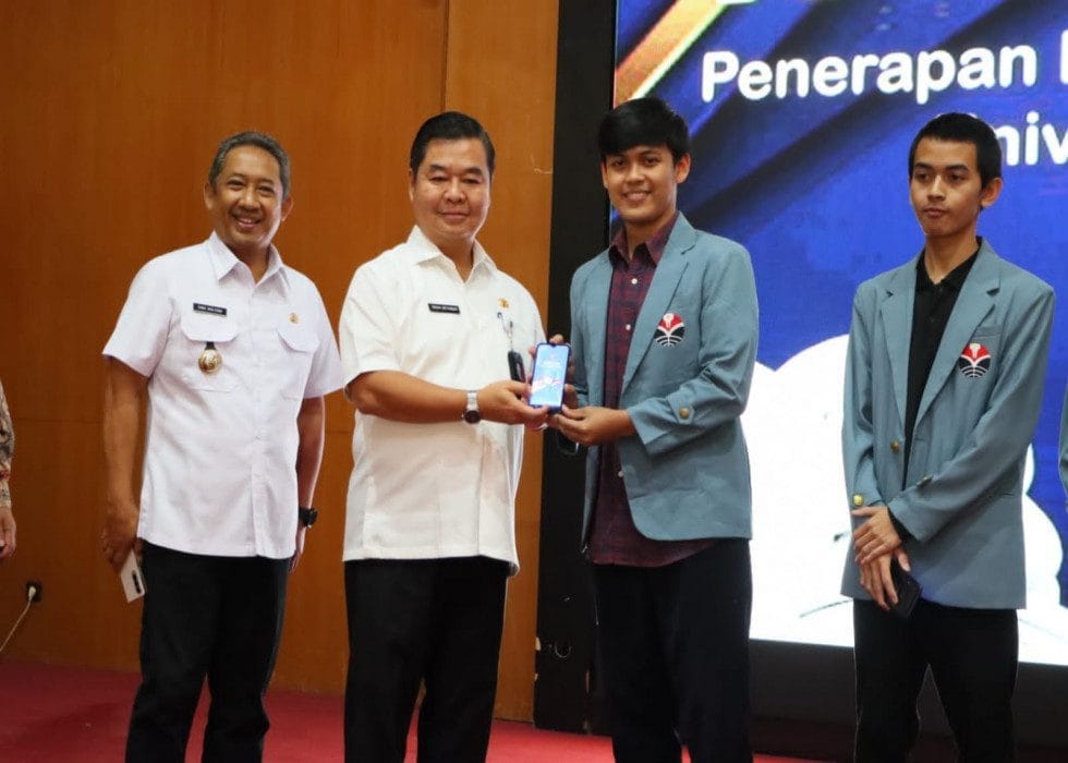 Dirjen Dukcapil Kemendagri Berharap Perbankan Segera Terima Penggunaan IKD I PojokPublik