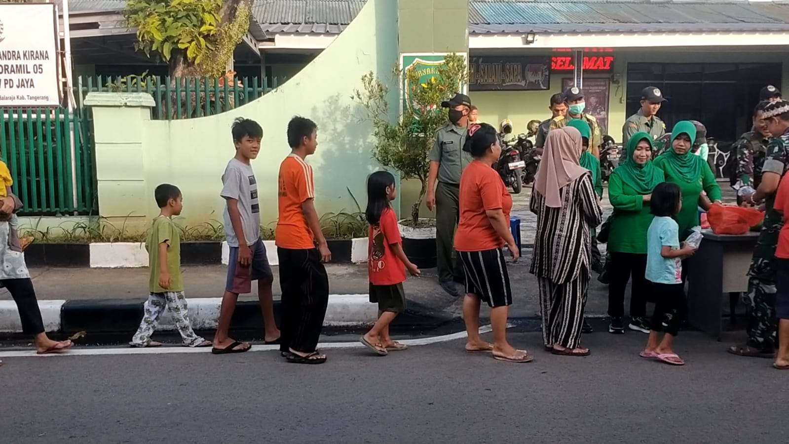 Romadhan Berkah Berbagi Takjil, Koramil 05/Balaraja Kodim 0510/Tigaraksa I PojokPublik