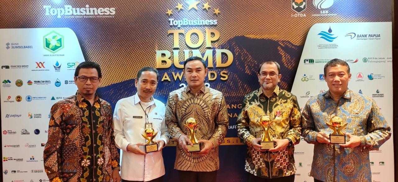 Berturut-turut, Perumdam TKR Kembali Jadi BUMD Air Minum Terbaik se-Indonesia di Ajang Top BUMD Awards 2023 I PojokPublik