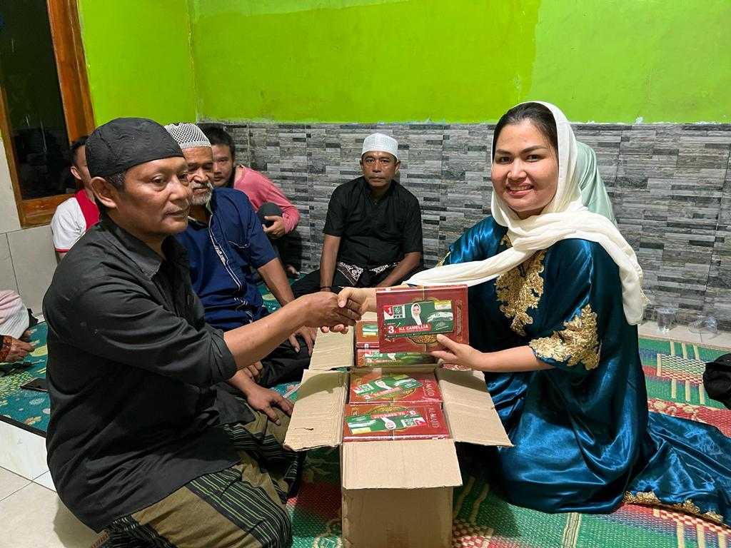 Camellia Peduli Mesjid di Selajambe Cianjur I PojokPublik
