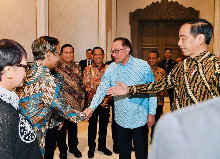 Kidung Tirto Ungkap Sosok 'Satrio Piningit' Jelang Pilpres 2024 1 Kidung Tirto Ungkap Sosok 'Satrio Piningit' Jelang Pilpres 2024