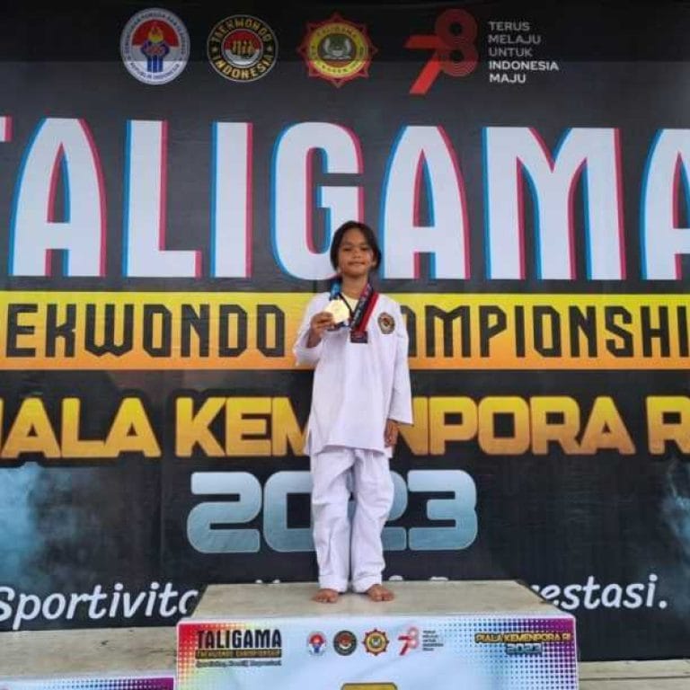Haura Madinah Siregar Raih Mendali Emas Piala Menpora 9 Haura Madinah Siregar Raih Mendali Emas Piala Menpora