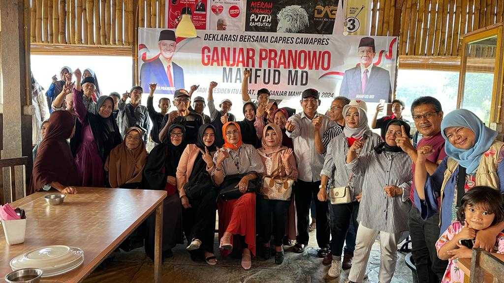 Relawan Ganjar Mahfud MD 2024 Deklarasi Di Sumbar Bersama Forlop Indonesia dan Harmoni Indonesia I PojokPublik