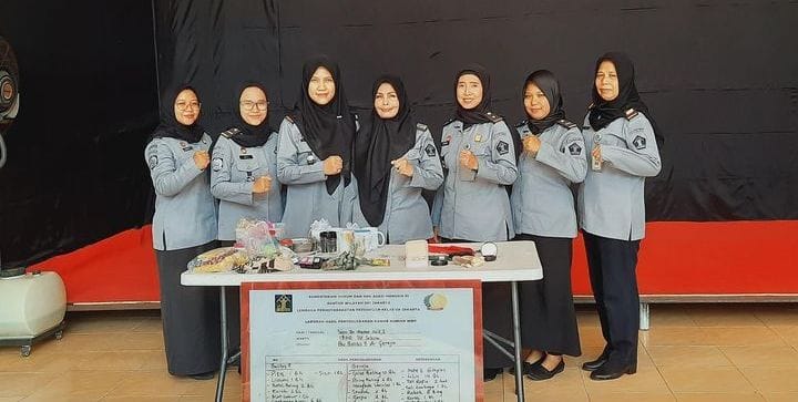 Tingkatkan Keamanan dan Ketertiban, Lapas Perempuan Kelas IIA Jakarta Lakukan Penggeledahan  I PojokPublik