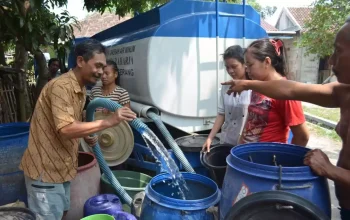 Kenaikan Tarif PAM Jaya 100 Persen Jadi Sorotan 4 Kenaikan Tarif PAM Jaya 100 Persen Jadi Sorotan I PojokPublik