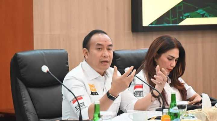 Komisi III DPR RI Soroti Surat Fakta Integritas Pj Bupati Sorong Terkait Dukungan Pilpres 2024 1 Komisi III DPR RI Soroti Surat Fakta Integritas Pj Bupati Sorong Terkait Dukungan Pilpres 2024 I PojokPublik