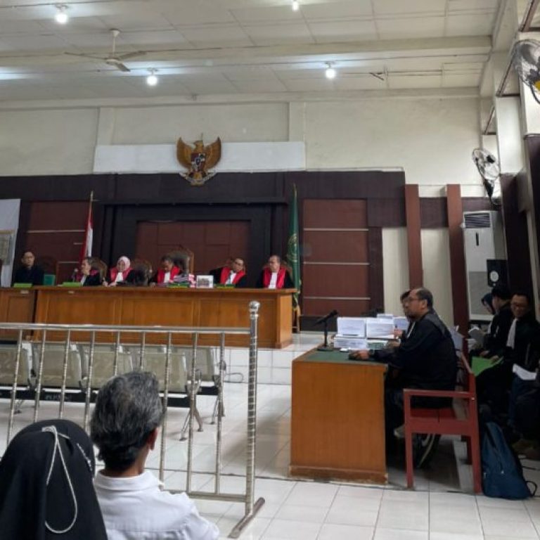 Ironi, JPU Gagal Buktikan Dakwaan Dalam Kasus Akusisi PT SBS 8 Ironi, JPU Gagal Buktikan Dakwaan Dalam Kasus Akusisi PT SBS