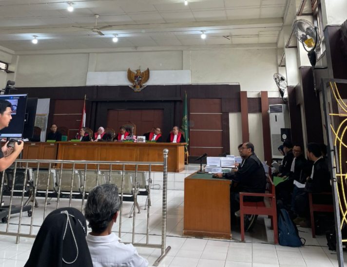 Ironi, JPU Gagal Buktikan Dakwaan Dalam Kasus Akusisi PT SBS I PojokPublik