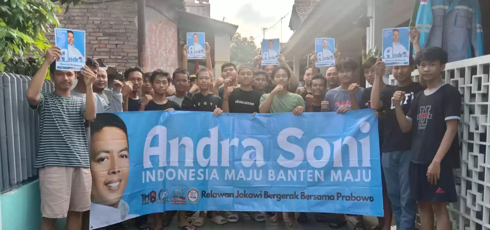 Gen Z Relawan Jokowi Bergerak Bersama Prabowo Cilegon Teriakan Andra Soni Gubernur Banten