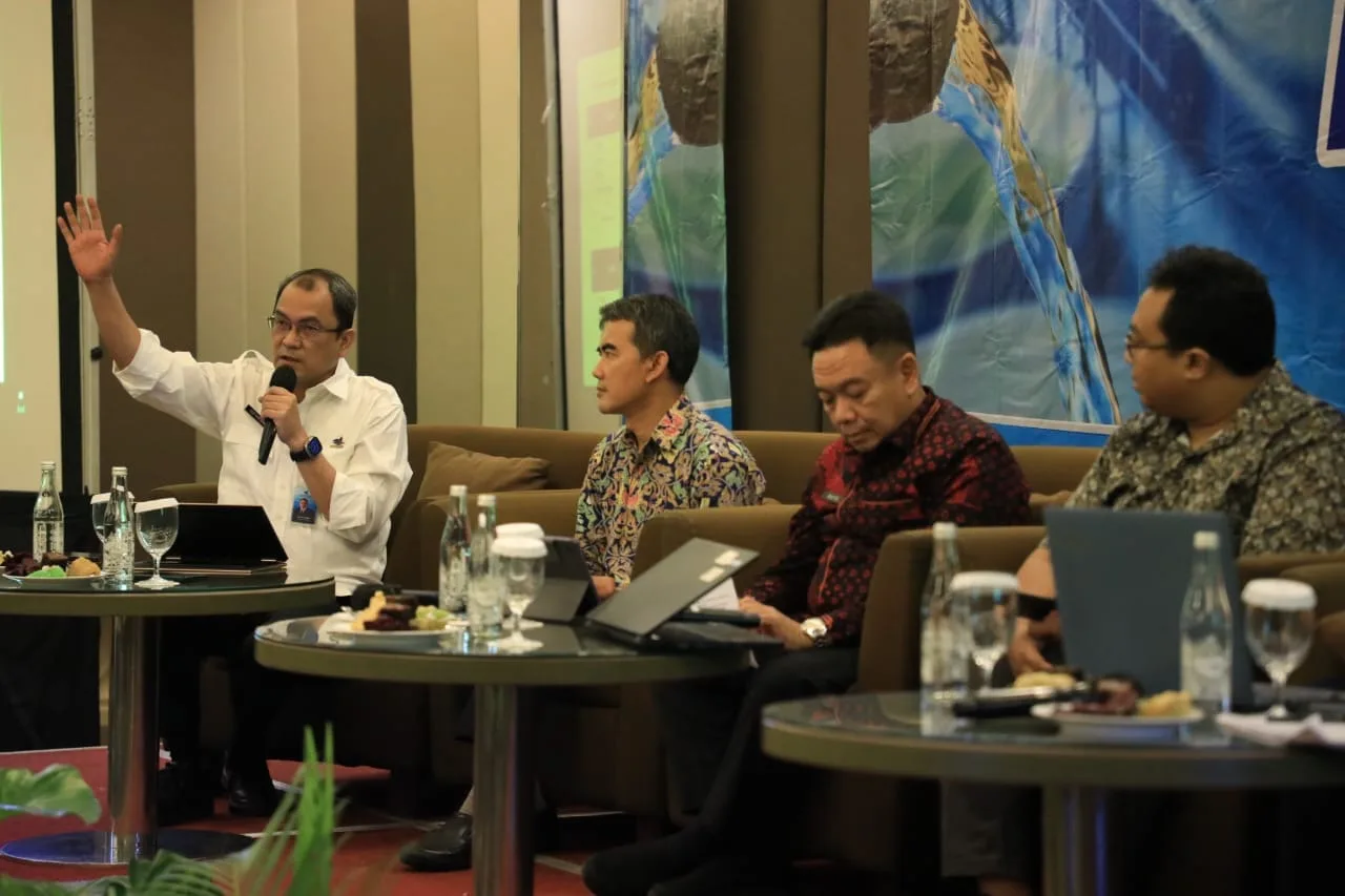 Direktur Utama PERUMDAM TKR Hadir dan Menjadi Narasumber di Rakor BUMD Air Minum dengan KEMENDAGRI 1 Direktur Utama PERUMDAM TKR Hadir dan Menjadi Narasumber di Rakor BUMD Air Minum dengan KEMENDAGRI I PojokPublik