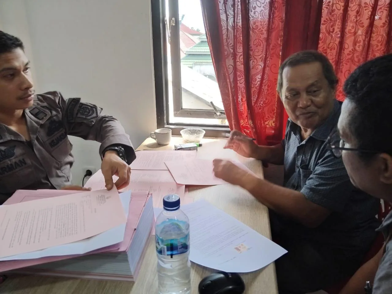 Tahap ll Kejari Tolitoli, Tersangka Bakrie Idrus: Sekda Tolitoli Haris Bertanggungjawab I PojokPublik