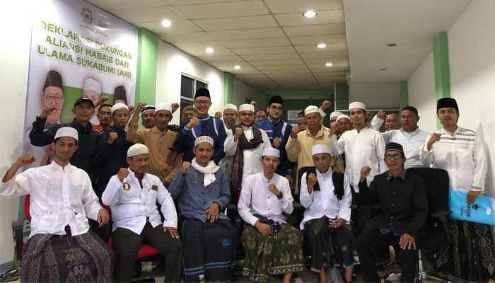 Selalu Peduli Terhadap Tokoh Agama, Ulama dan Habib Deklarasi Se-kota Sukabumi Dukung Ayep Zaki-Bobby I PojokPublik