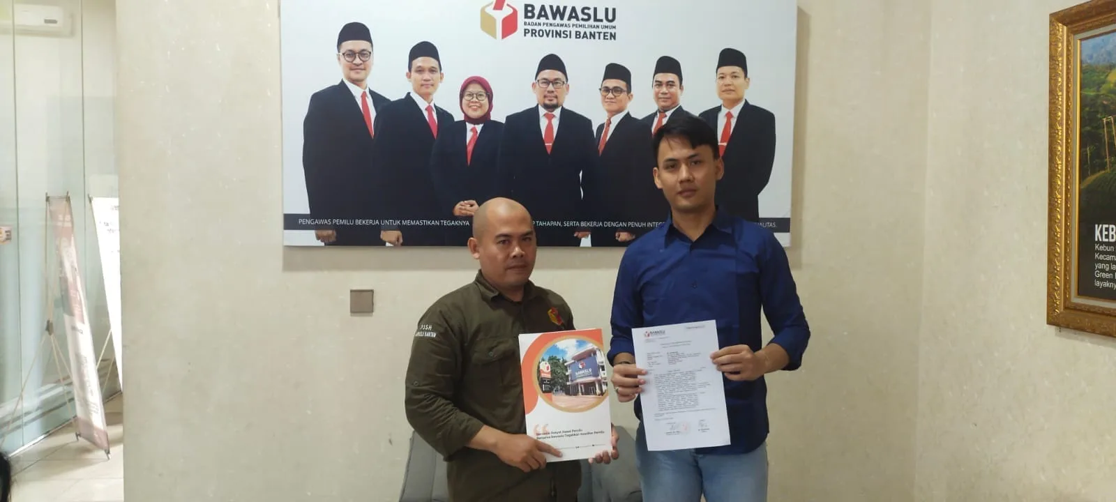 Koalisi Masyarakat Sipil Laporkan Bupati Serang ke Bawaslu Banten I PojokPublik
