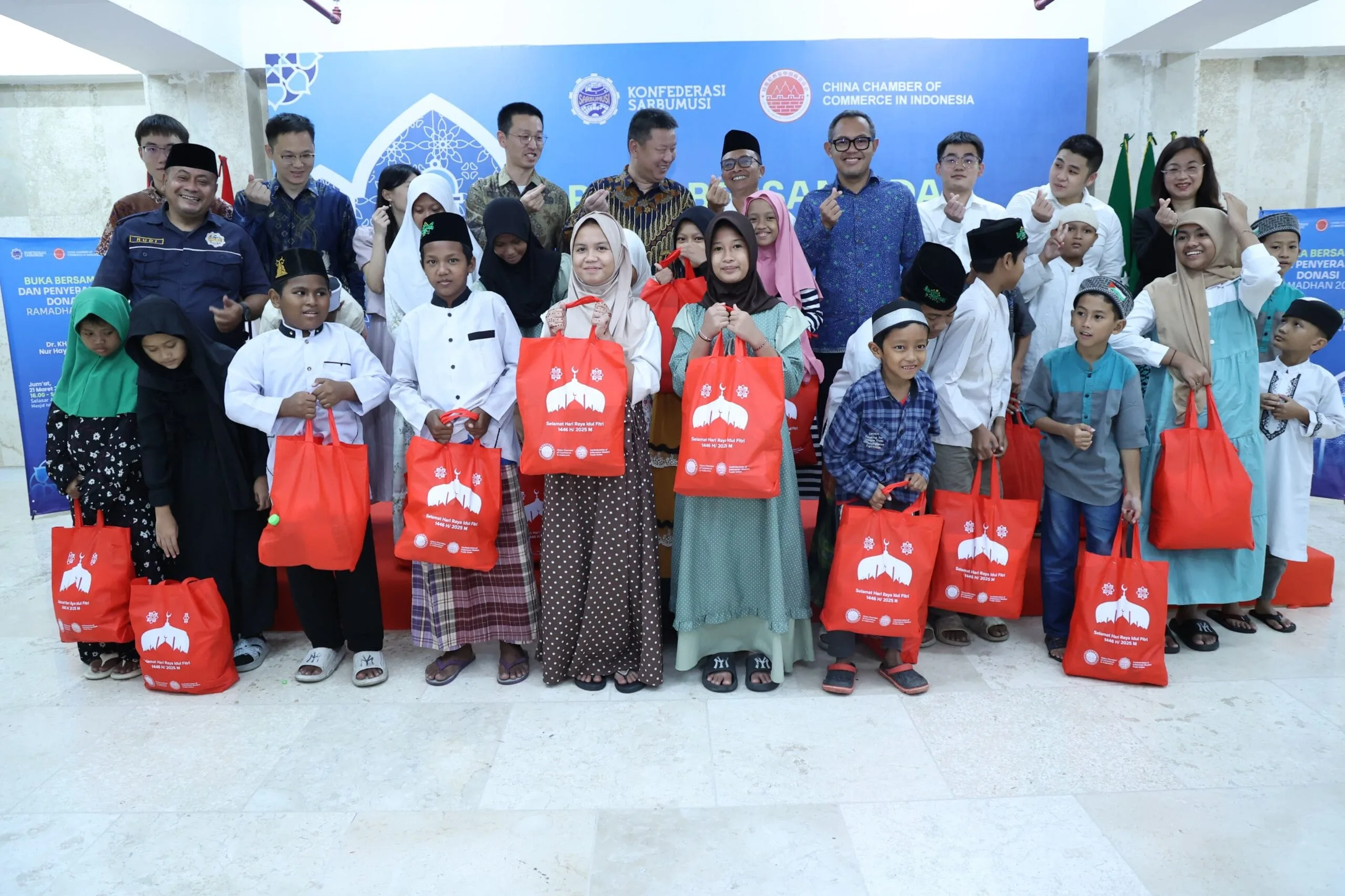 Saat Ramadhan, Sarbumusi dan CCCI Peduli Yatim Piatu Serta Pekerja Rentan 1 Saat Ramadhan, Sarbumusi dan CCCI Peduli Yatim Piatu Serta Pekerja Rentan I PojokPublik