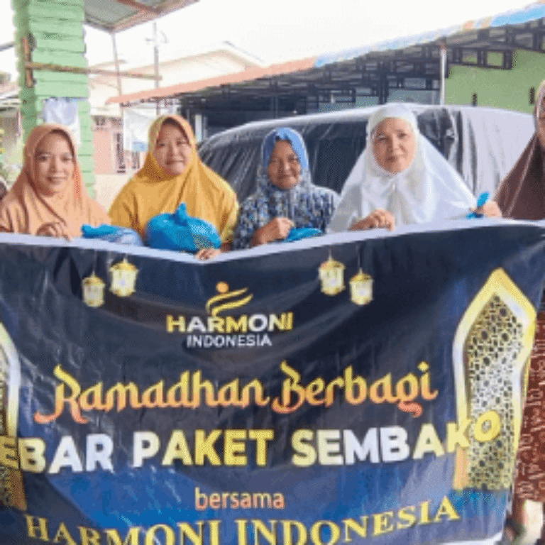 Ramadhan Penuh Berkah: Komunitas Harmoni Indonesia Bagikan Bantuan Sembako di Medan Marelan