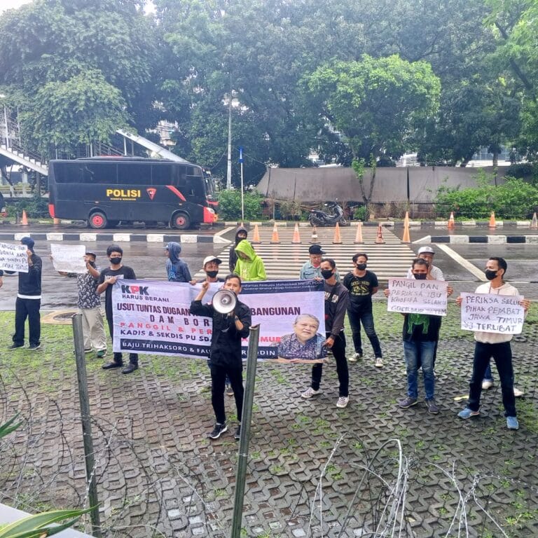 Proyek Dam Boreng Diduga Bermasalah, SPM Merah Putih Minta KPK Panggil Kadis PU SDA 24 Proyek Dam Boreng Diduga Bermasalah, SPM Merah Putih Minta KPK Panggil Kadis PU SDA