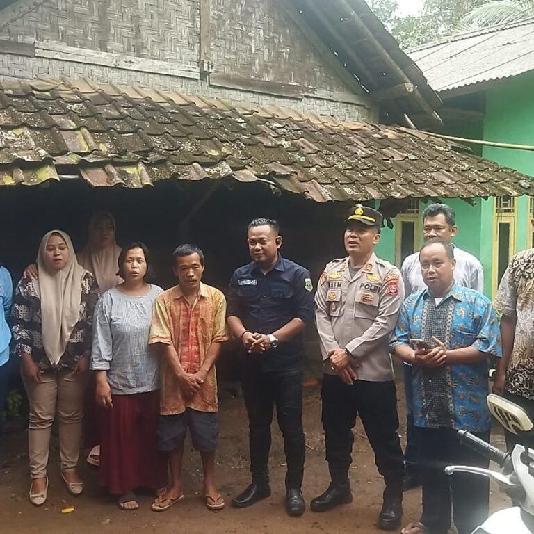 Lagi! Forwatu Banten Sigap Kunjungi Rumah Nyaris Roboh yang Viral di Media Nasional